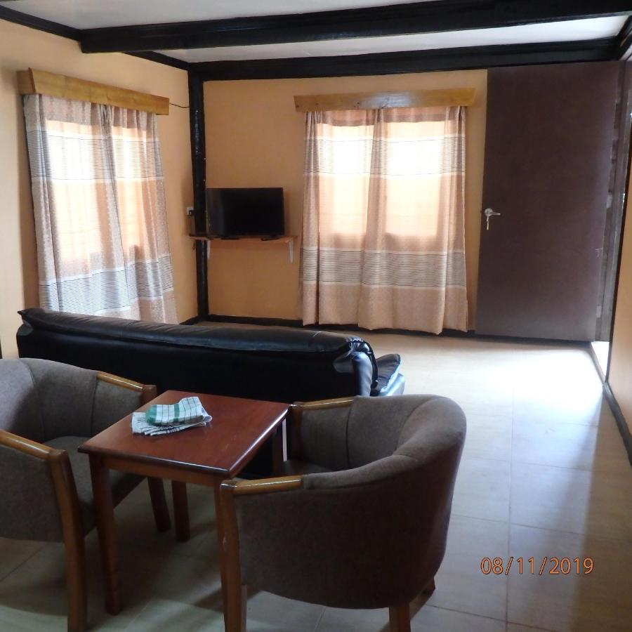 Classixx Inn Nausori Bagian luar foto